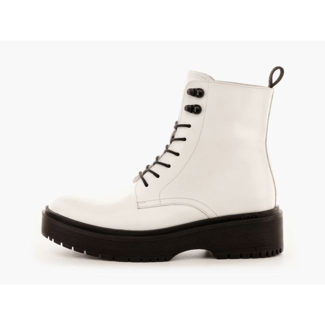 bria boots White